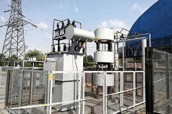 HV reactive power compensation device HV reactive power compensation device